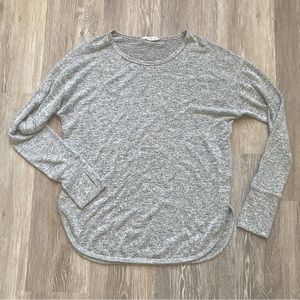 Member’s Mark Soft Heather grey top